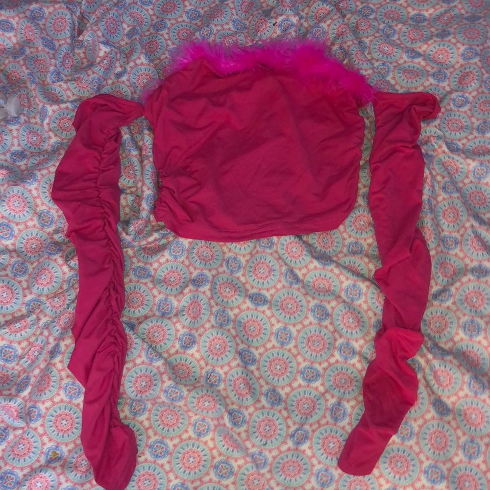 pink shirt fuzz